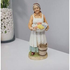 Vintage Figurine of Old Woman - HOMCO Laundry Grandma